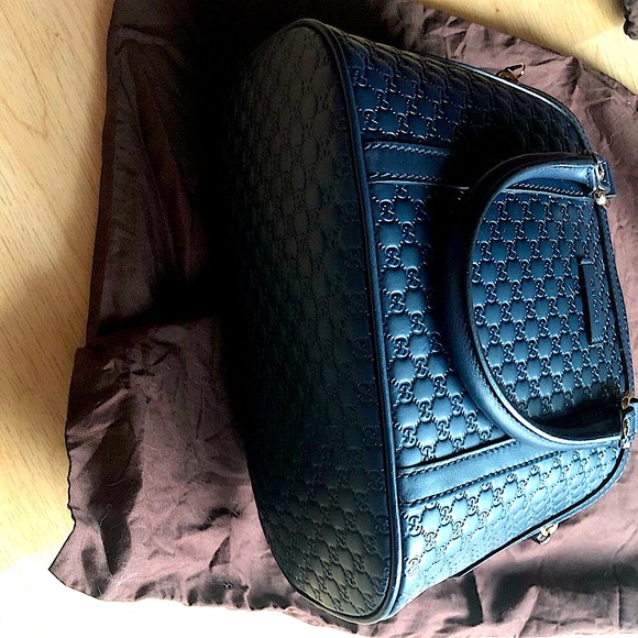 New Authentic Gucci Crossbody Bag - Picture 9 of 13